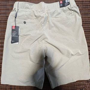 Under Armour Golf Shorts NWT
